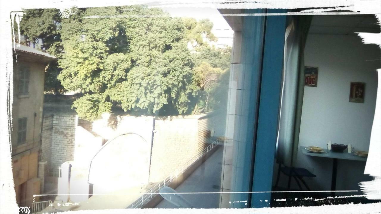 Residence Mayol - Draps Et Serviettes Fournis 툴롱 외부 사진