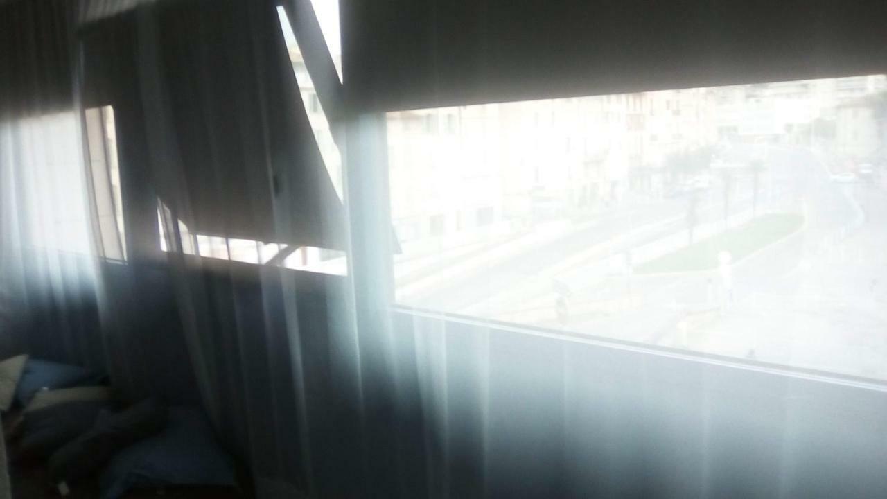 Residence Mayol - Draps Et Serviettes Fournis 툴롱 외부 사진