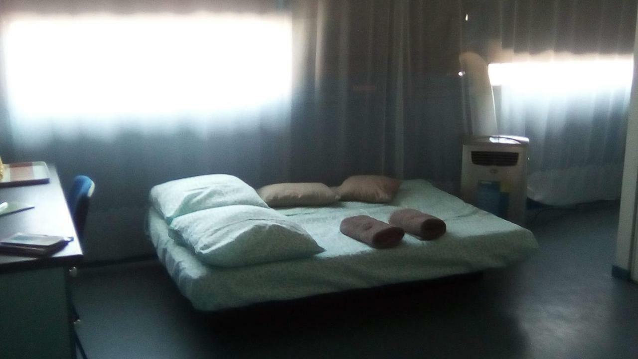 Residence Mayol - Draps Et Serviettes Fournis 툴롱 외부 사진
